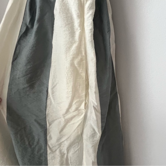 Madewell Pleated Midi Dress in Stripe Size 8 - Picture 3 of 12